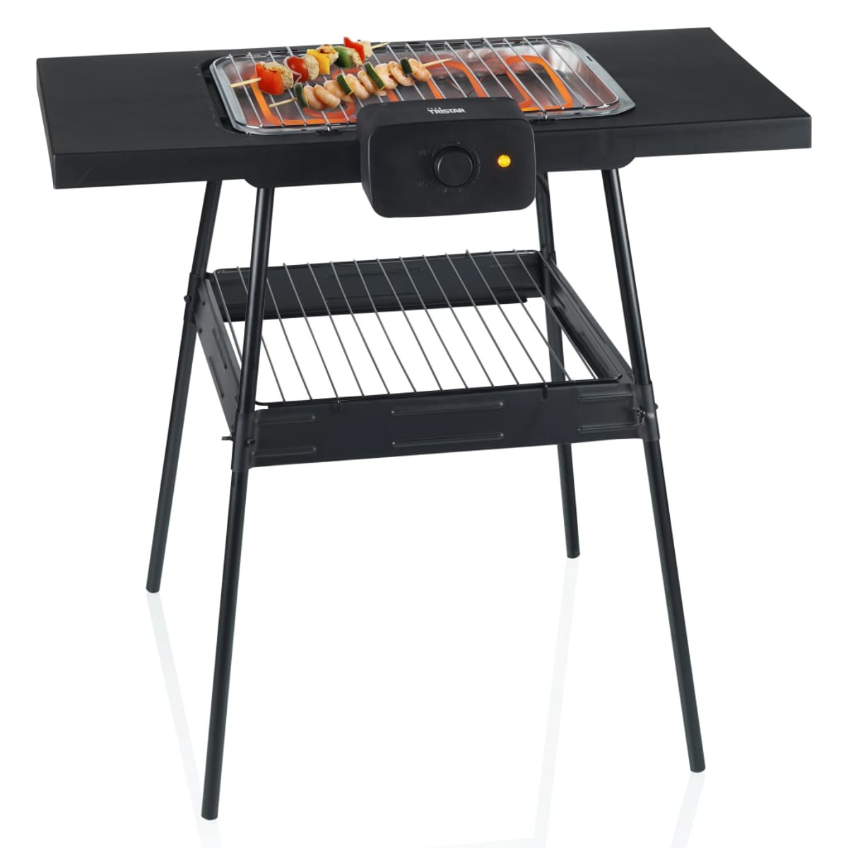 Schwarzer Elektrogrill mit einem Spieß aus Gemüse und Fleisch. Er hat ein unteres Gestell und einen schwarzen Ständer.