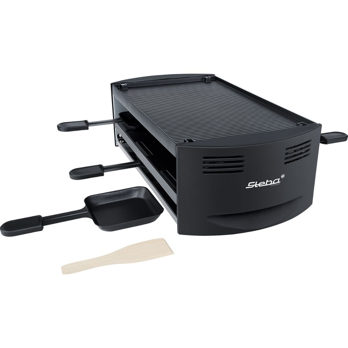 Schwarzer Raclette-Grill mit zwei Ebenen, einer Grillpfanne und einem Holzspatel.