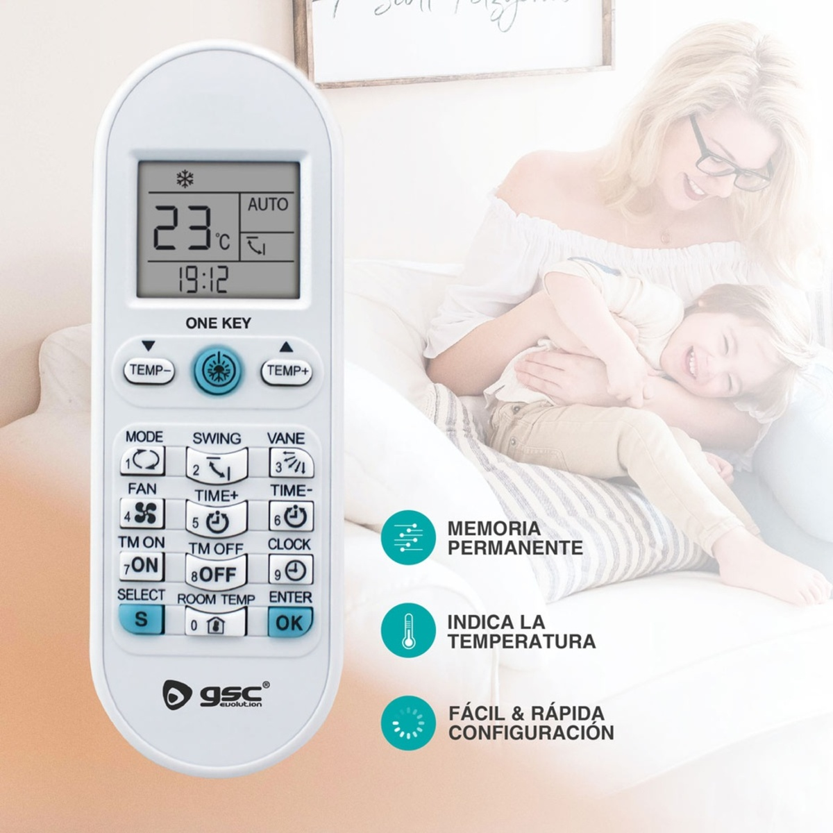 Control remoto con pantalla y botones, una mujer y un niño en el fondo.