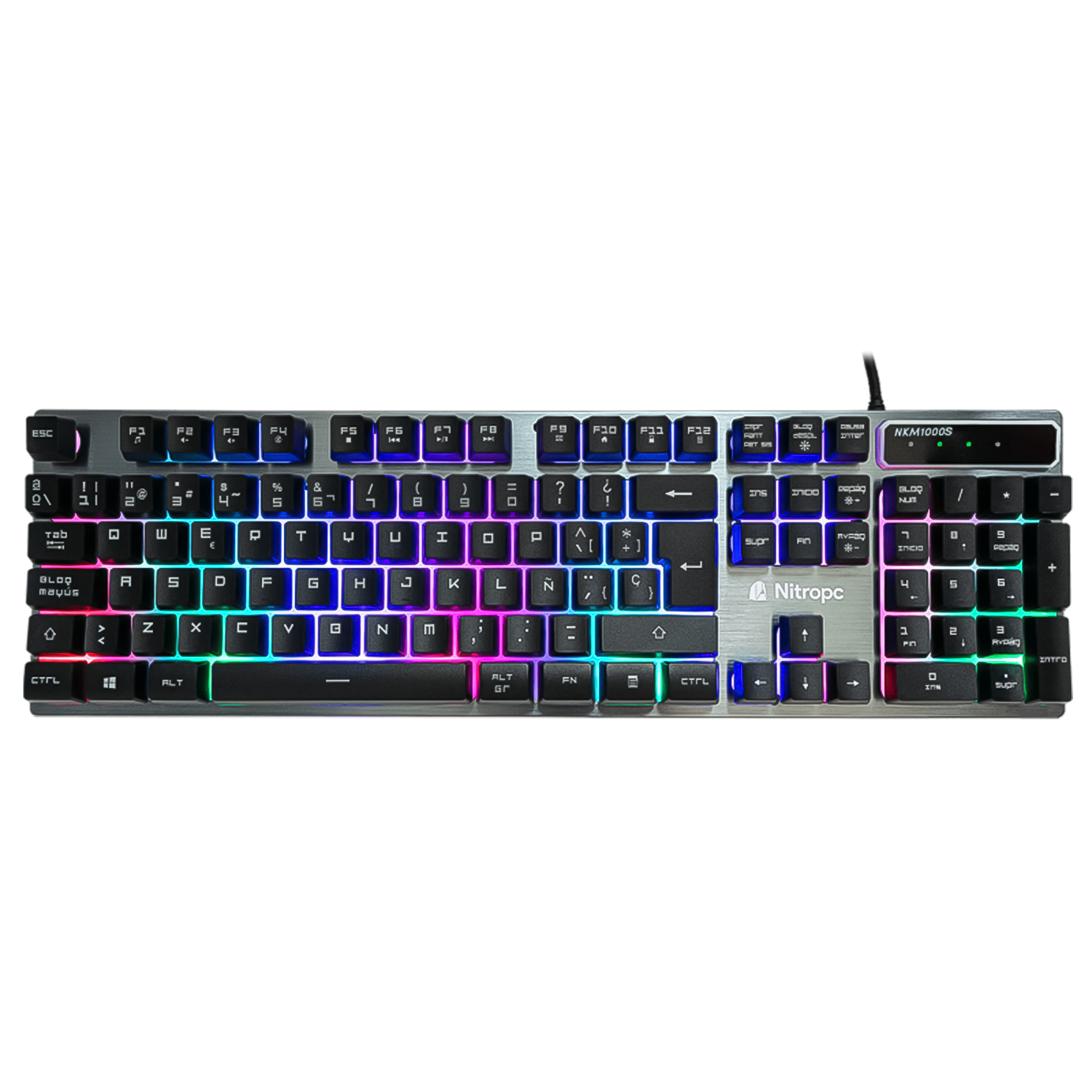 Un teclado negro con luces RGB. Tiene muchas teclas y un acento plateado.