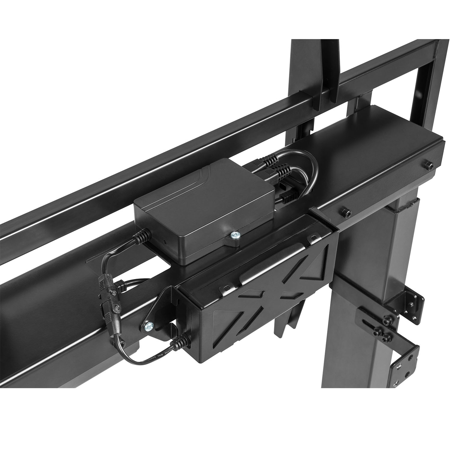 Close-up van zwarte elektronische componenten en kabels gemonteerd op een zwart metalen frame.