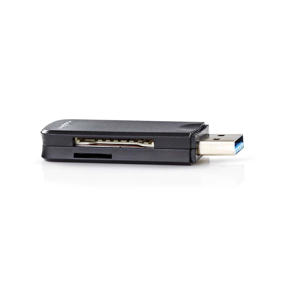 Un lecteur de carte noir avec un connecteur USB. La fente pour carte est visible sur le côté.