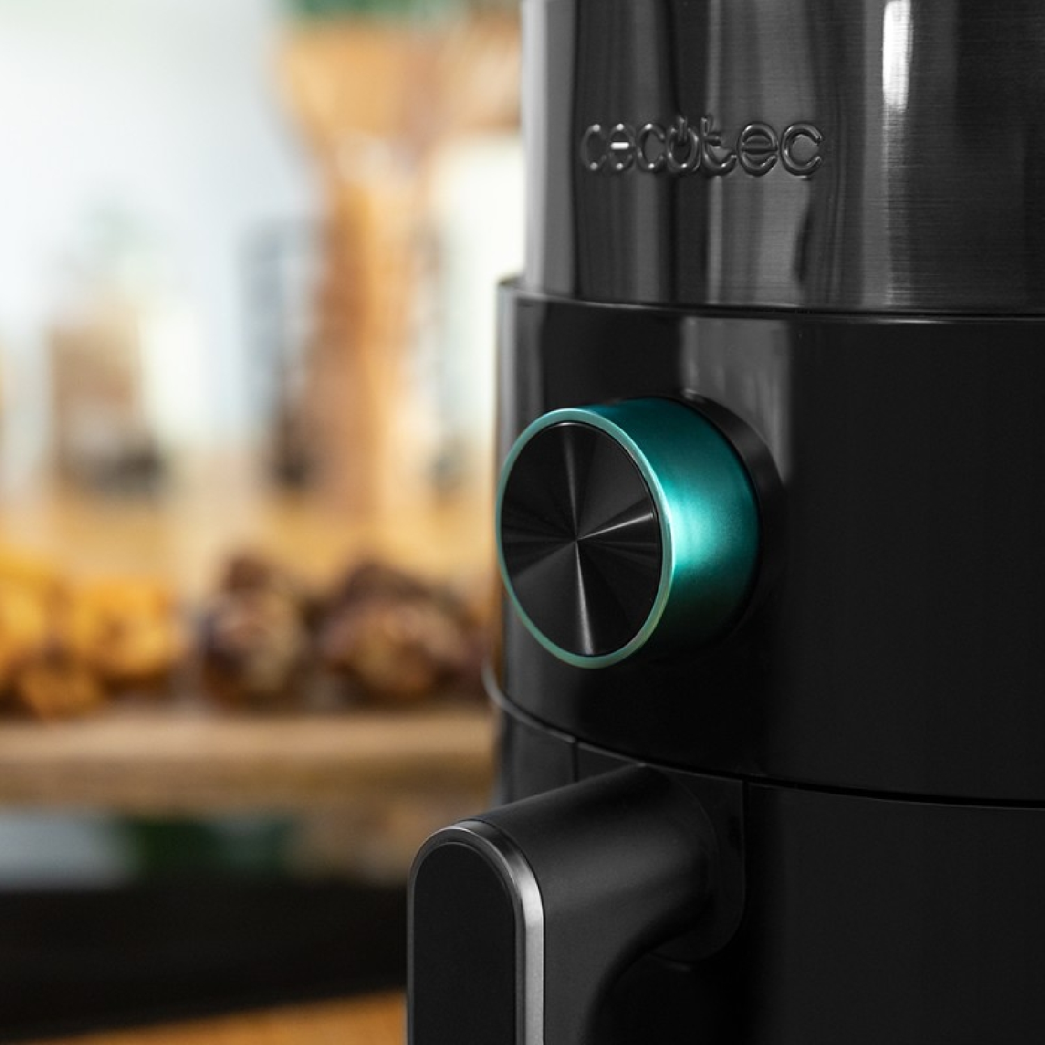 CECOTEC Cecofry Essential Rapid Moon Touch FRIGGITRICE AD ARIA, capacità 2,5 l, Max potenza 1200 W, 8 programmi, da 80 °C a 200 °C, Nero