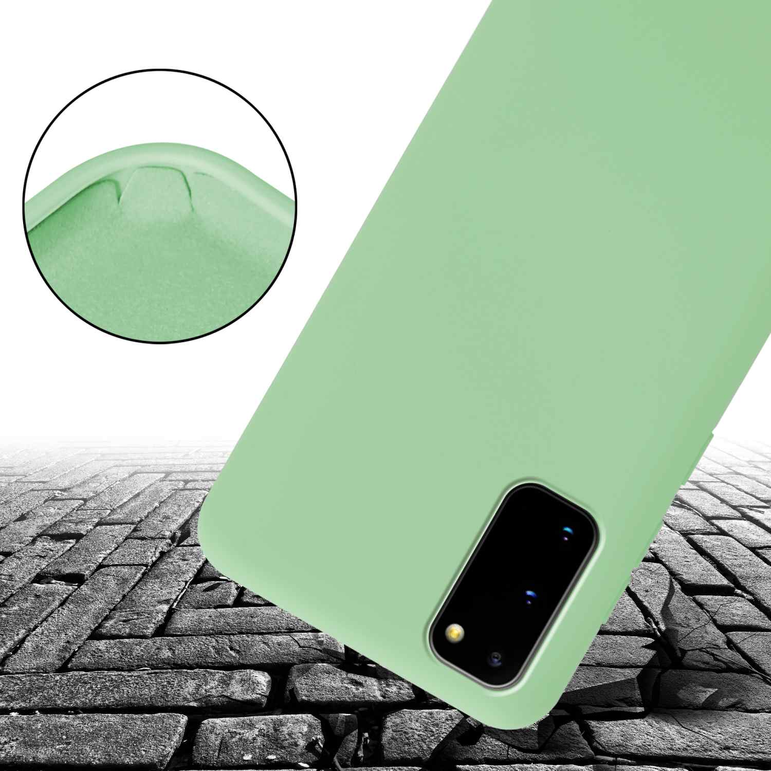 Una custodia per telefono verde chiaro su una superficie di mattoni, che mostra un ritaglio per la fotocamera e la forma del telefono.