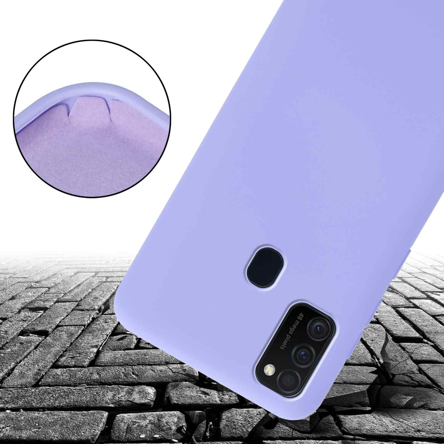 Una custodia per telefono viola, leggermente inclinata, con un primo piano del dettaglio dell'angolo e uno sfondo di mattoni.