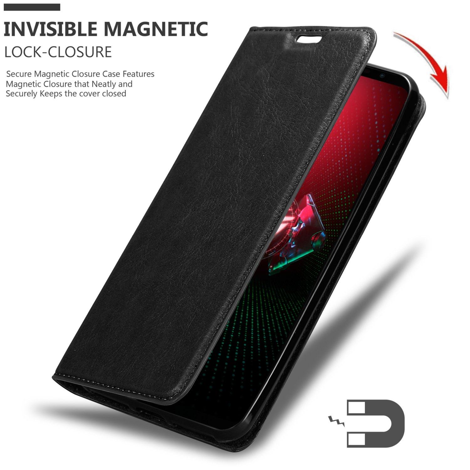 Custodia blu con toppa marrone, tiene un telefono, un altro è sdraiato.
