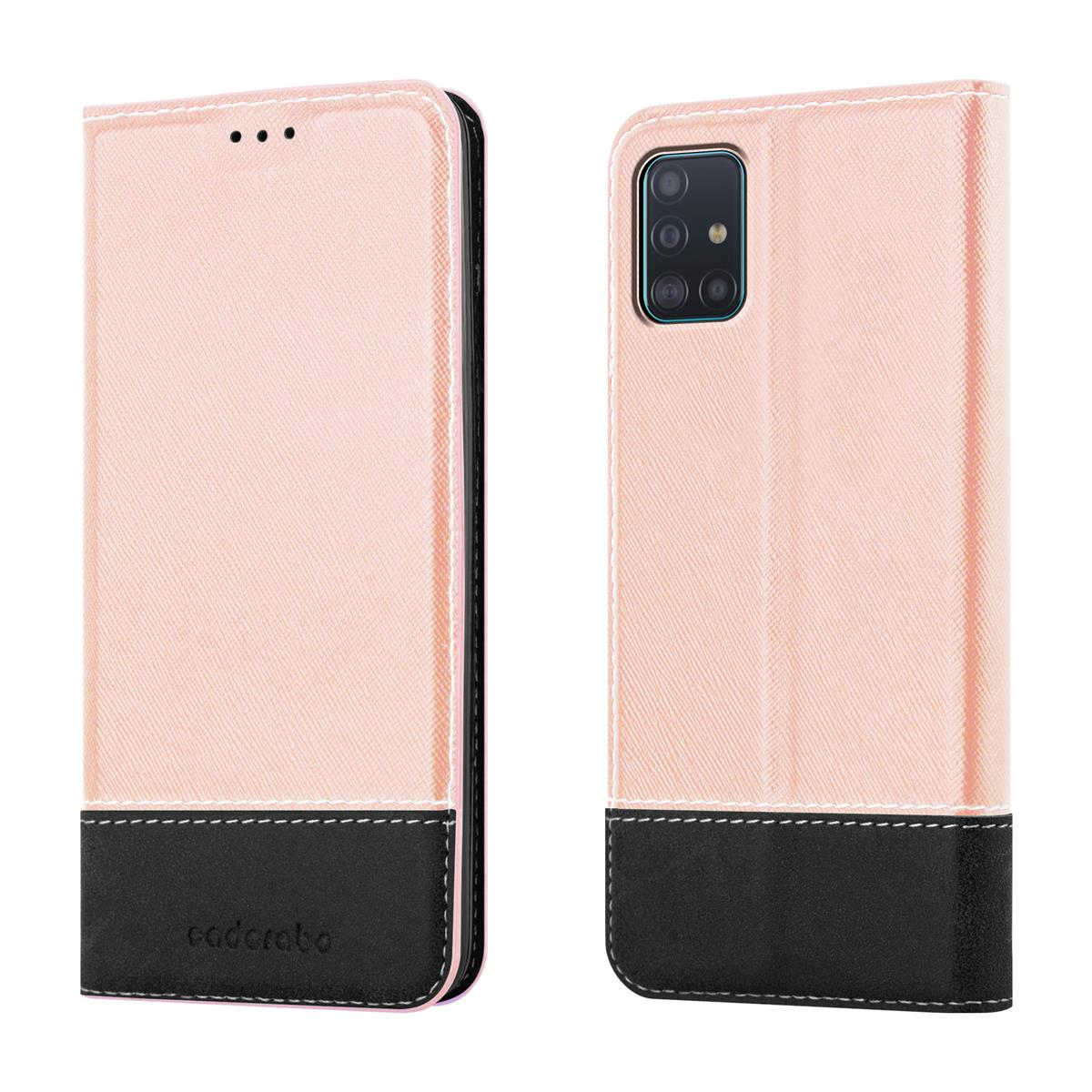 Custodia rosa e nera, chiusa e aperta. Mostrando il retro del telefono.