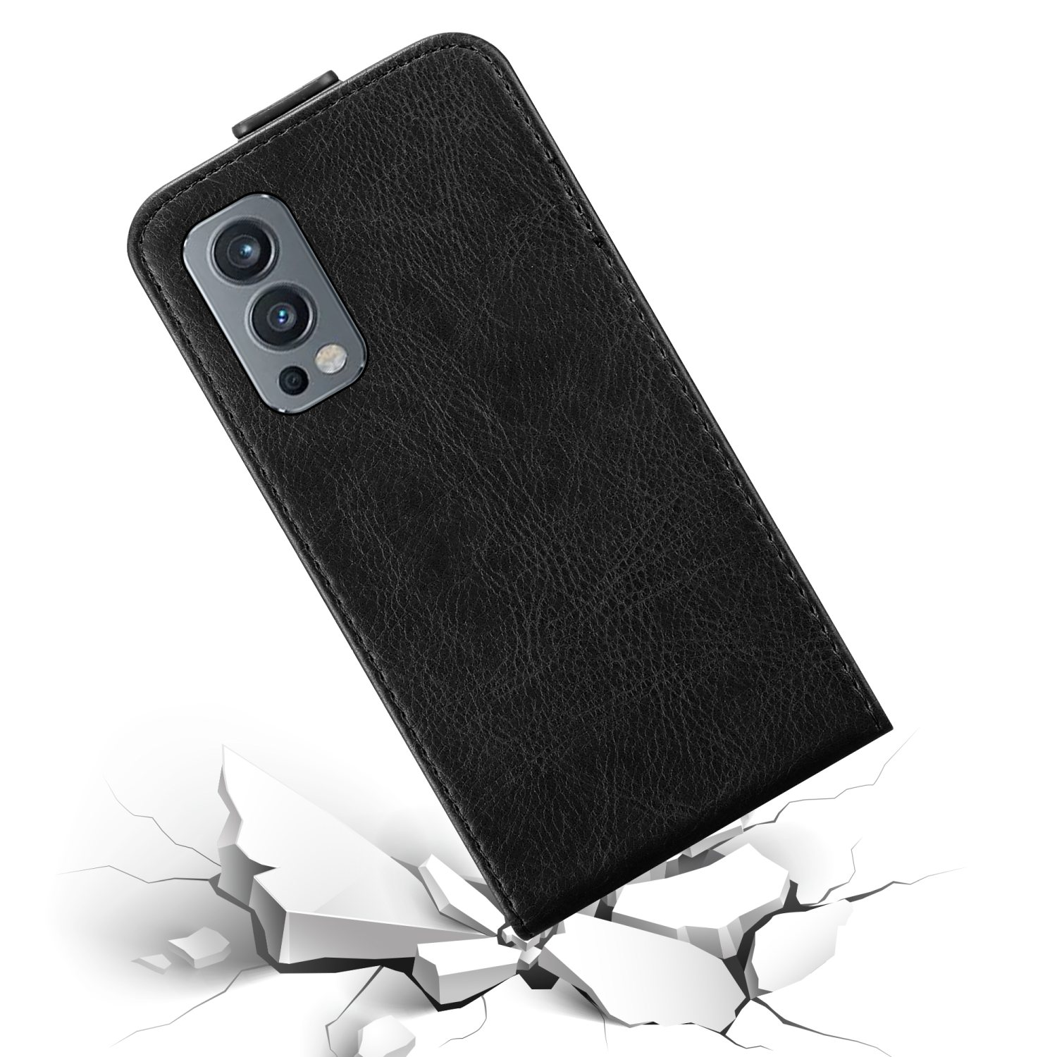 Schwarze Leder-Handyhülle mit mehreren Kameras. Weißer Hintergrund mit Rissen.
