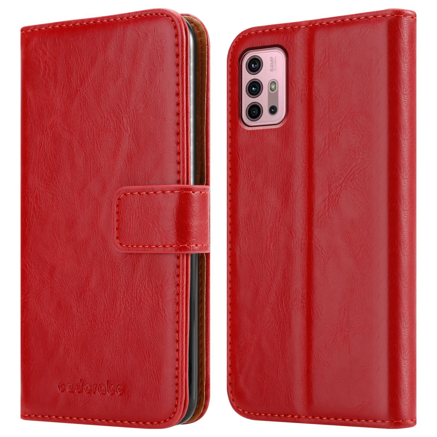 Custodia per telefono rossa aperta e chiusa, trama in pelle, che mostra l'intaglio della fotocamera del telefono.