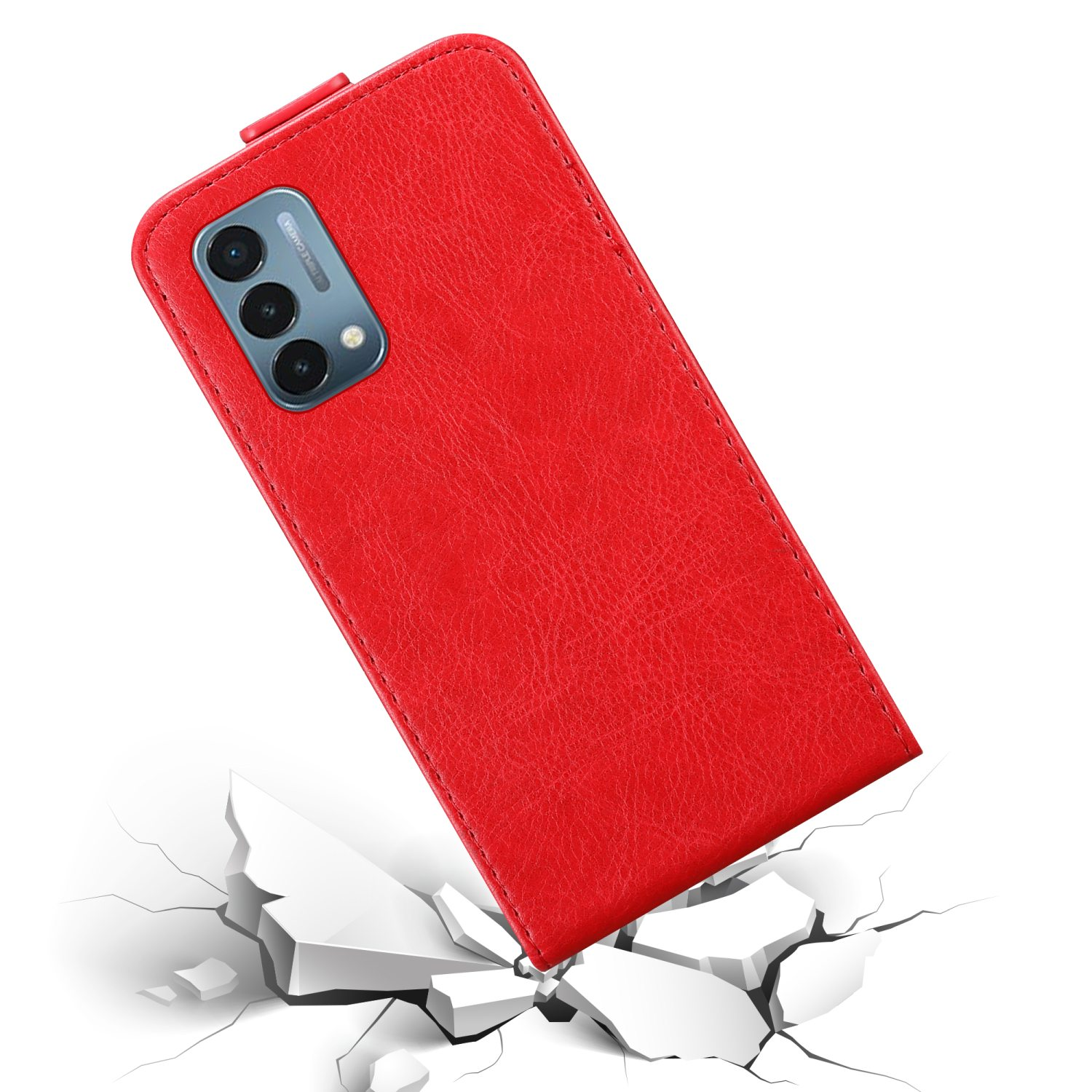 Custodia rossa per telefono su sfondo bianco con crepe. La custodia è angolata, mostrando il retro e la fotocamera.
