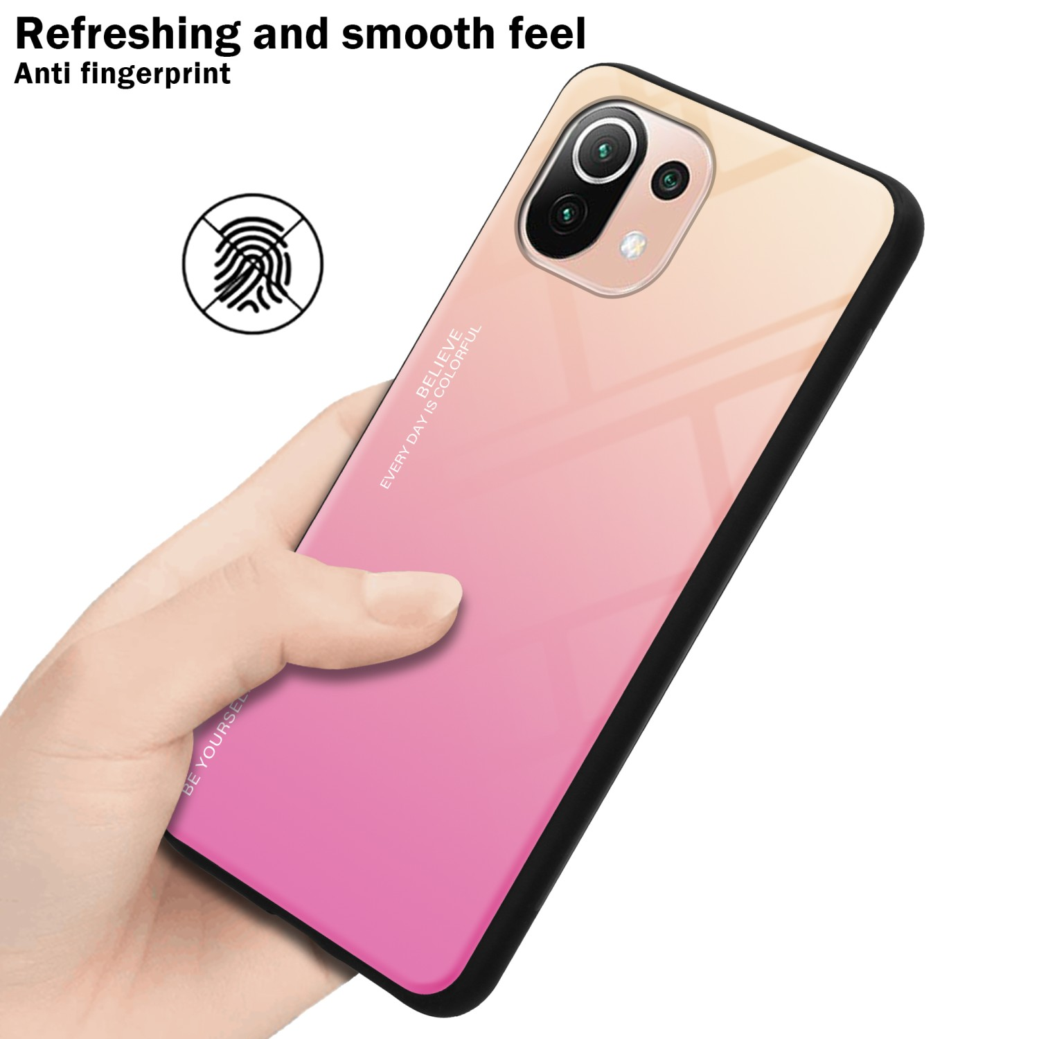 Mano che tiene un telefono con una custodia sfumata rosa e gialla, anti-impronte.