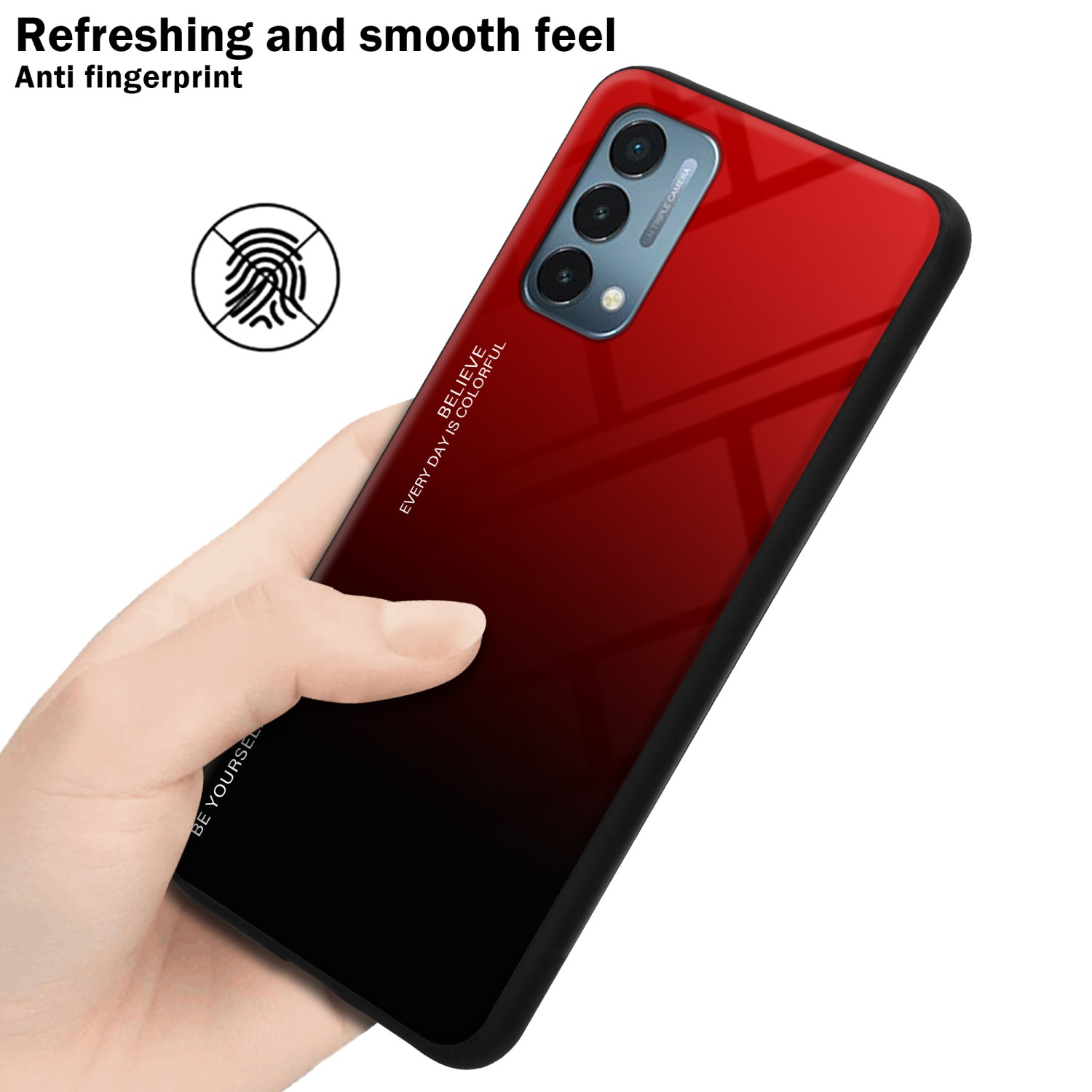 Rote und schwarze Handyhülle, die von einer Hand gehalten wird. Weißer Hintergrund.