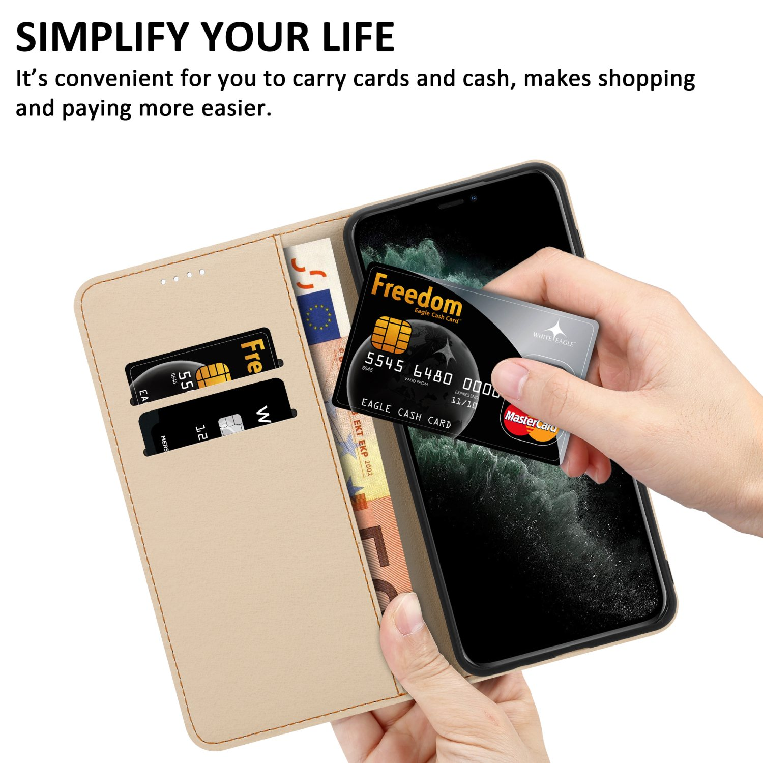 Una custodia per telefono con slot per carte, che contiene contanti e carte. Una mano estrae una Mastercard.