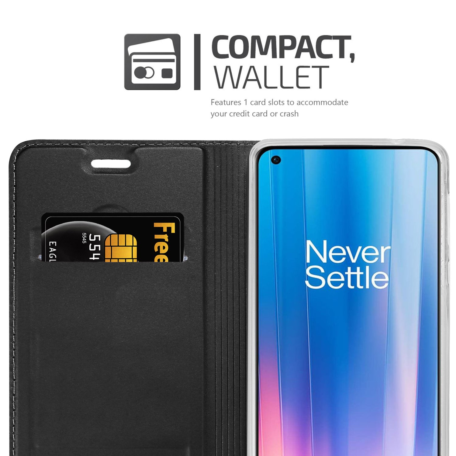 Una custodia a portafoglio per telefono aperta per mostrare una carta di credito e un telefono. Il telefono dice 'Never Settle'.