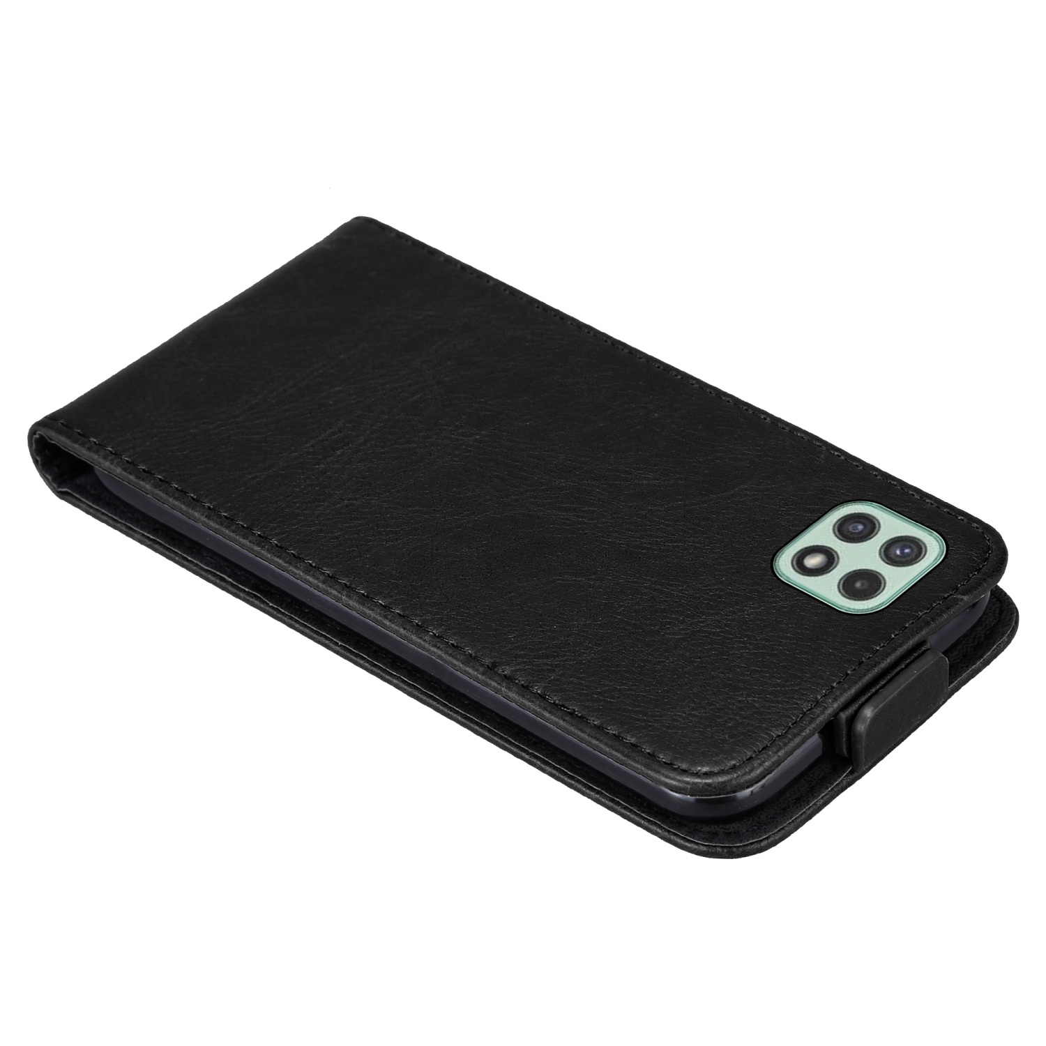 Custodia per telefono nera con ritagli per la fotocamera. La custodia è chiusa. Sfondo bianco.