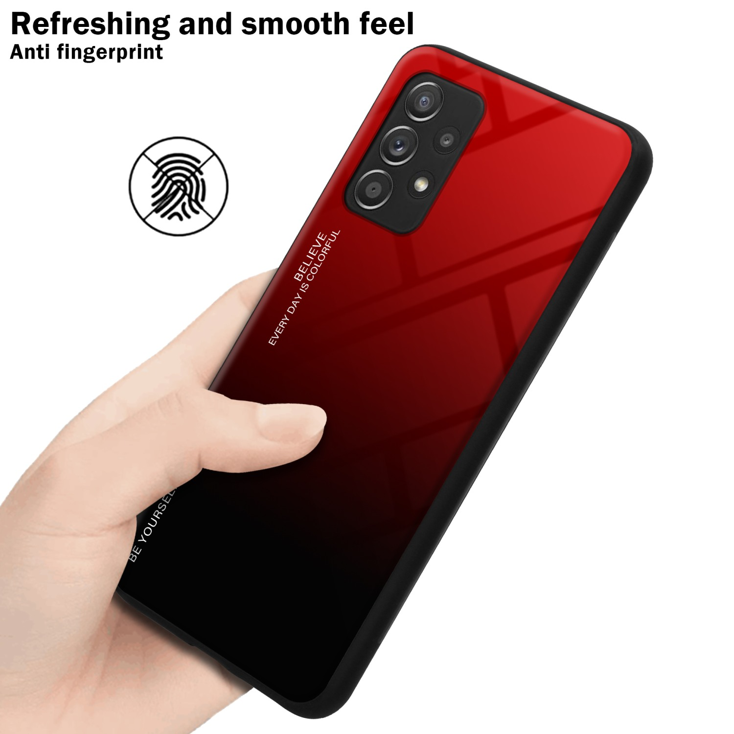 Una mano che tiene una custodia per telefono con sfumatura rossa e nera. La custodia ha ritagli per la fotocamera e la scritta 'Be Yourself'.