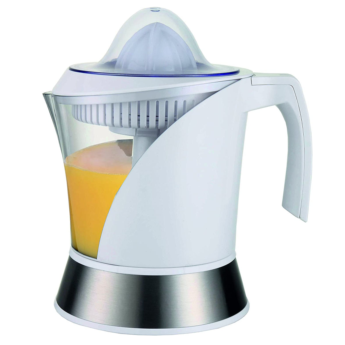 Spremiagrumi bianco con succo d'arancia all'interno. Sfondo bianco.