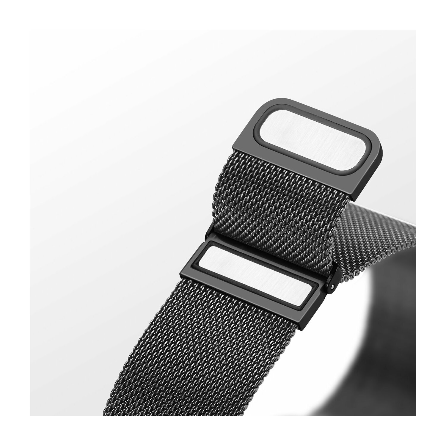 Nahaufnahme eines schwarzen Metall-Uhrenarmbandverschlusses mit Mesh-Design.