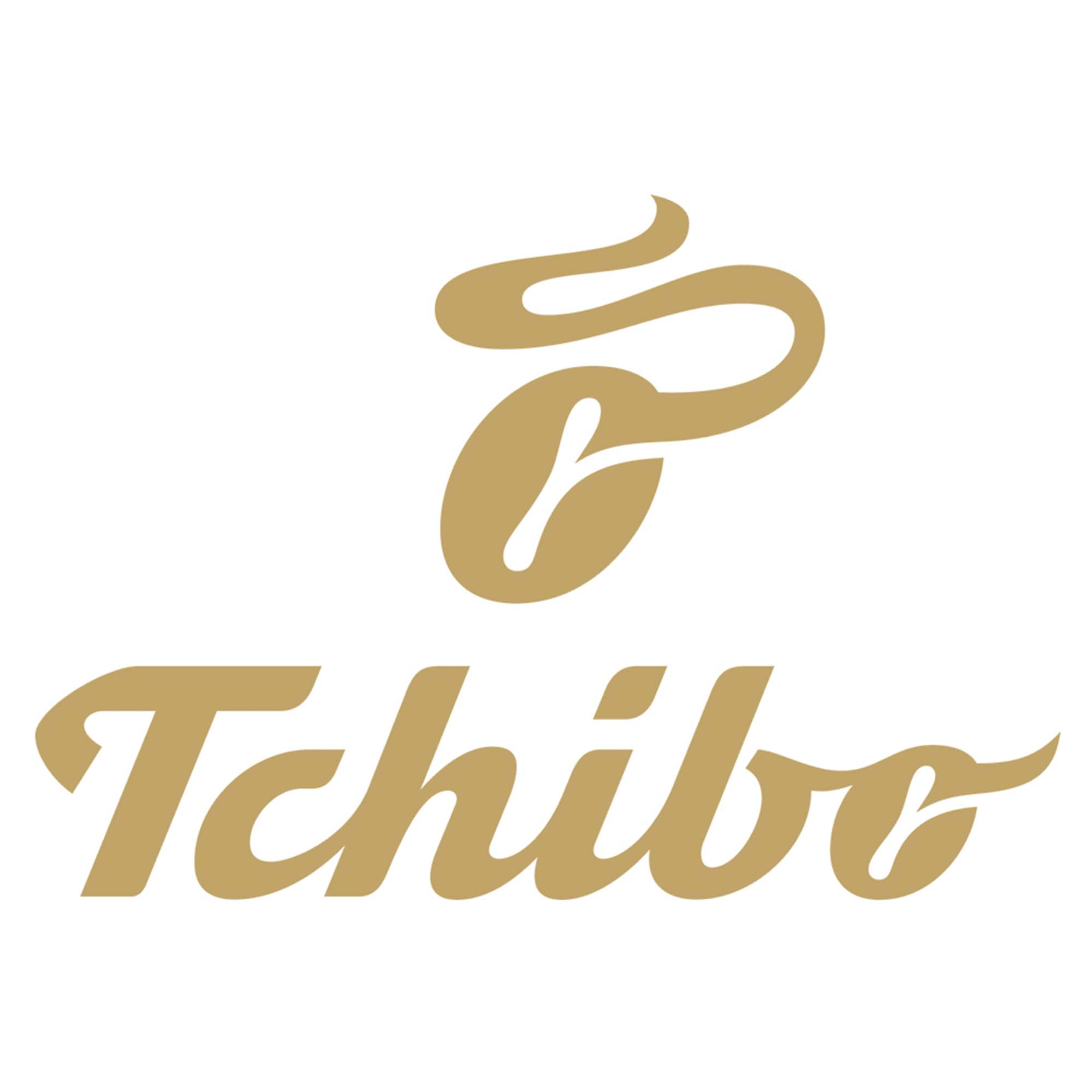 Tchibo-Logo in Gold auf weißem Hintergrund. Das Logo hat ein stilisiertes Kaffeebohnen-Design.