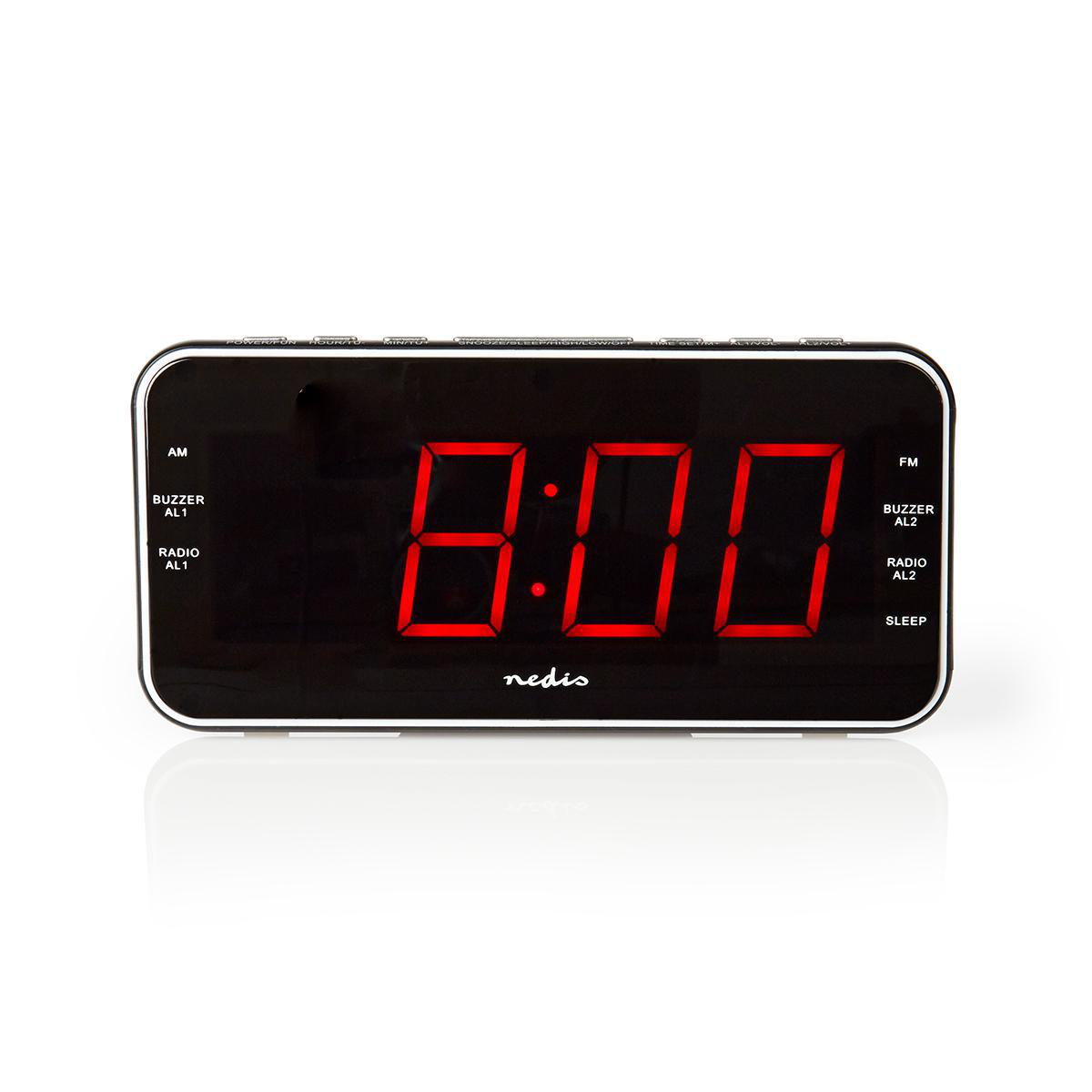Schwarzer digitaler Wecker mit roten Ziffern, die 8:00 anzeigen, auf weißem Grund.