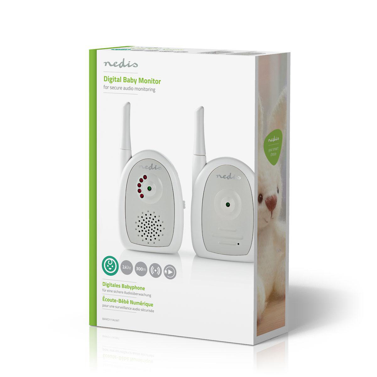 Scatola bianca per baby monitor con due monitor. Testo multilingue. Sfondo bianco.