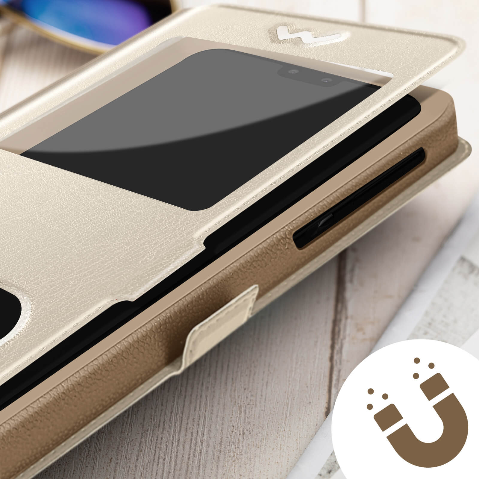 Una custodia per telefono con una copertura trasparente. È presente un'icona a forma di magnete. Il telefono è all'interno.