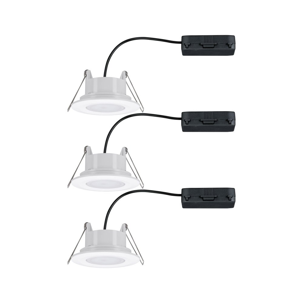 Tre faretti a incasso. Ogni luce ha una scatola di connessione nera. Sfondo bianco.
