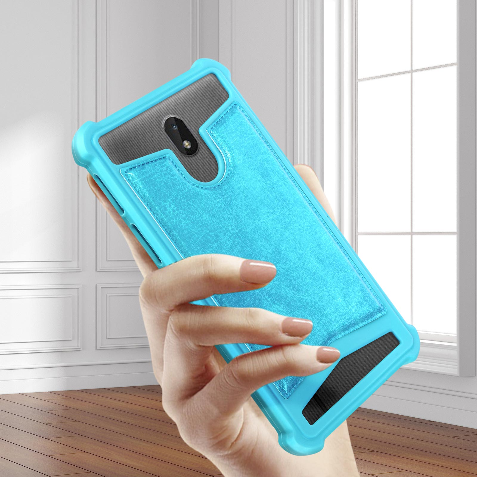Una mano che tiene una custodia blu per telefono con un porta carte.