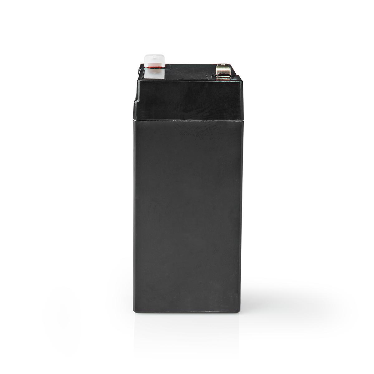 Batteria nera. Sfondo bianco.