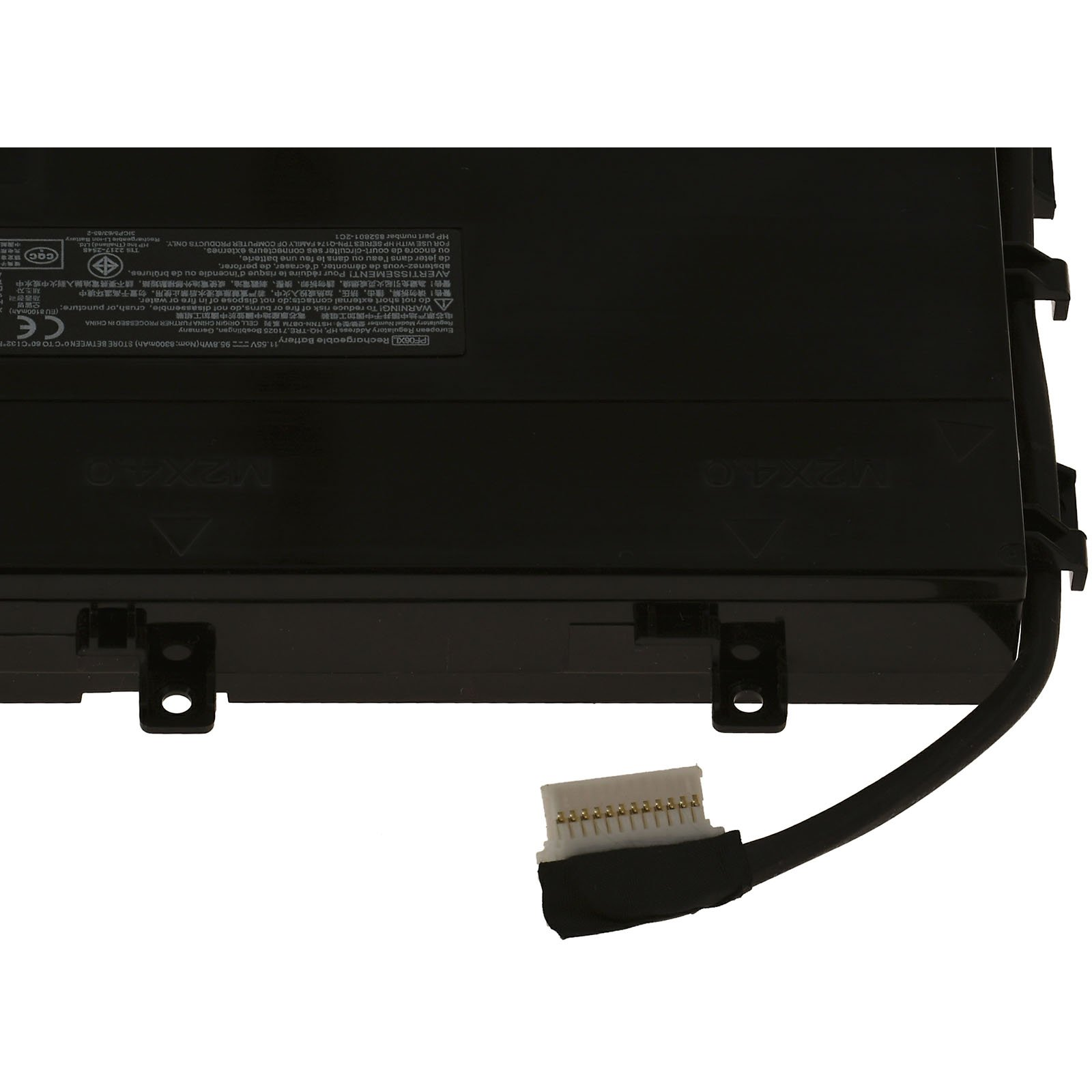 Eine schwarze elektronische Gerätekomponente mit schwarzem Kabel und Stecker.