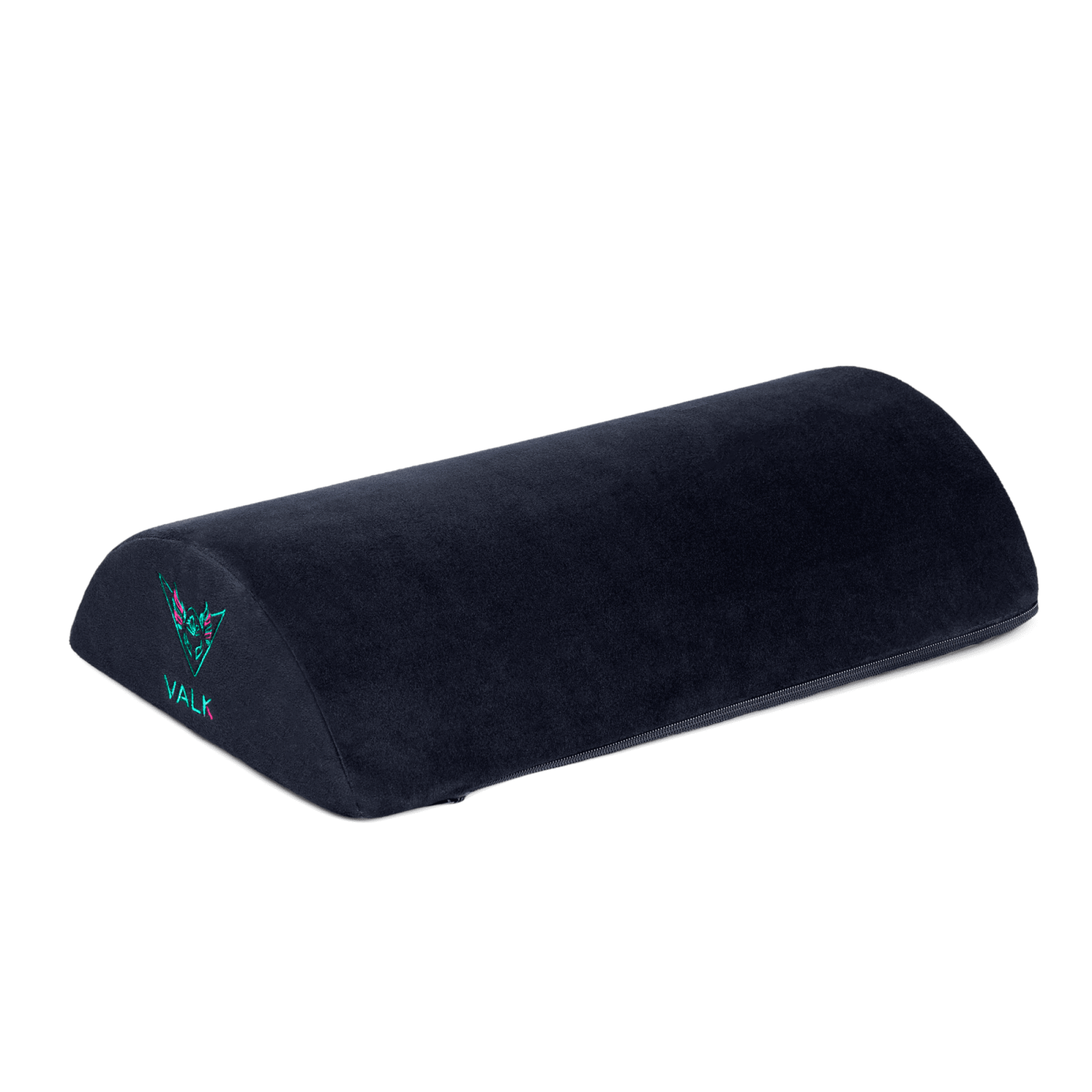 Una almohada negra en forma de media luna con un logotipo.