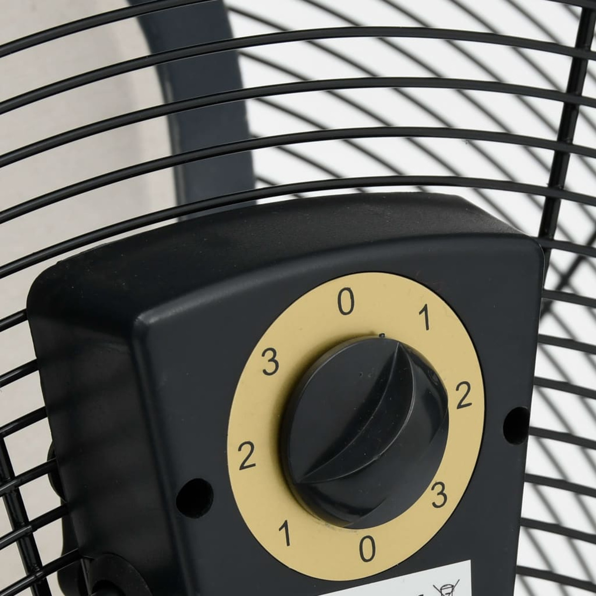 Regolatore di velocità della ventola nero con numeri 0-3 in un design circolare.