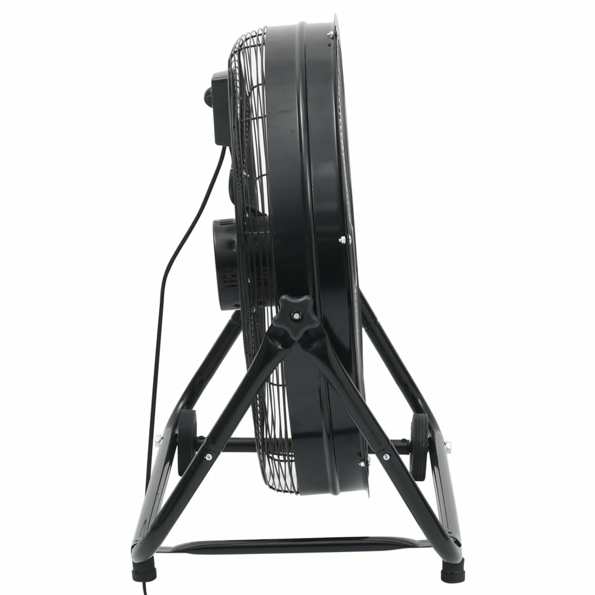Ein schwarzer Industrieventilator mit Drahtkäfig. Der Lüfter steht auf einem Ständer mit Rädern.