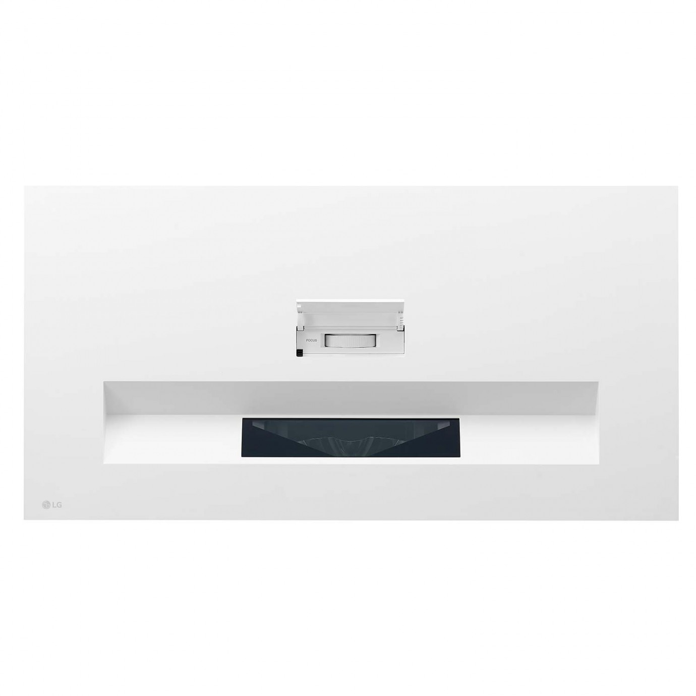 Un proyector LG blanco con una ranura de ajuste de enfoque, sobre un fondo blanco. El dispositivo está apagado.