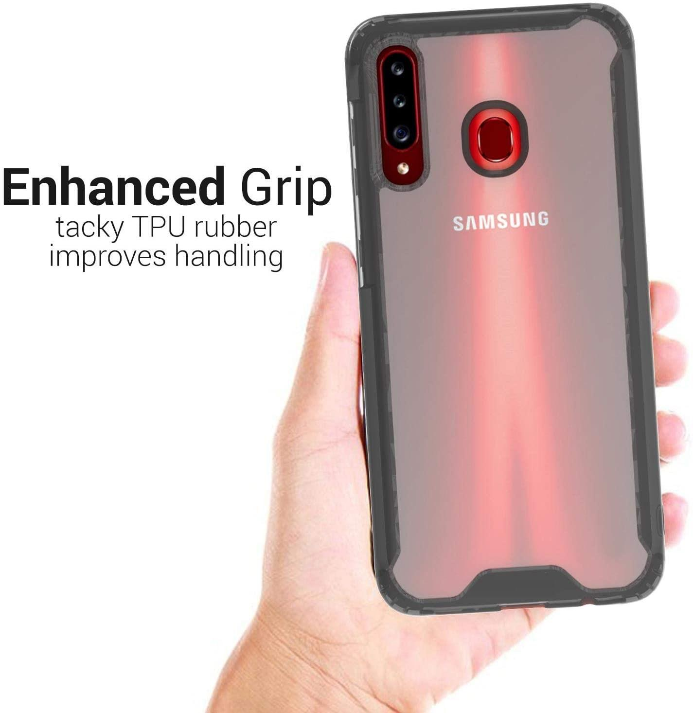 Eine Hand hält eine Smartphone-Hülle mit durchsichtigem Rücken, die ein rotes Telefon zeigt.