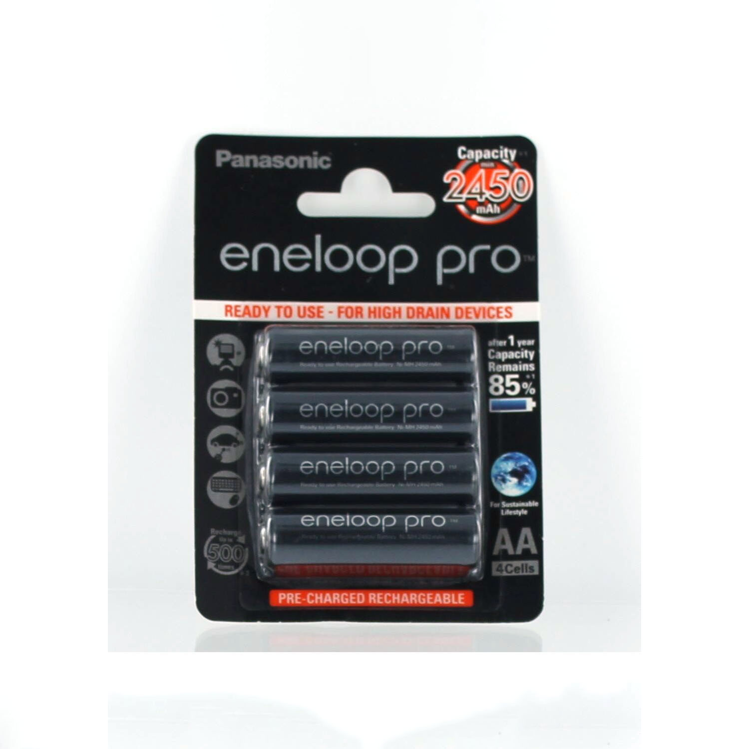 Eine Packung eneloop pro AA Batterien. Es zeigt die Batteriekapazität.