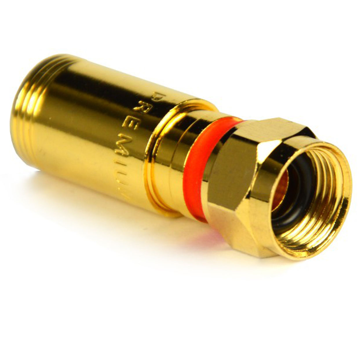 Ein goldener Stecker mit rotem Ring und Gewindeende auf weißem Hintergrund.