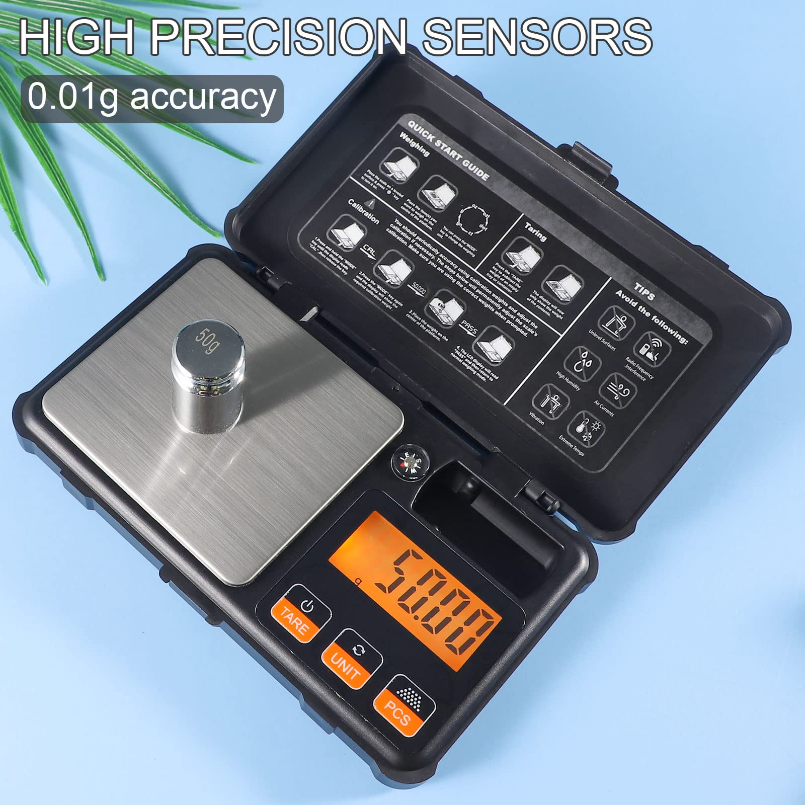 Waga cyfrowa z odważnikiem 50g. Wyświetlacz pokazuje 5.000. Tekst mówi: "High Precision Sensors".