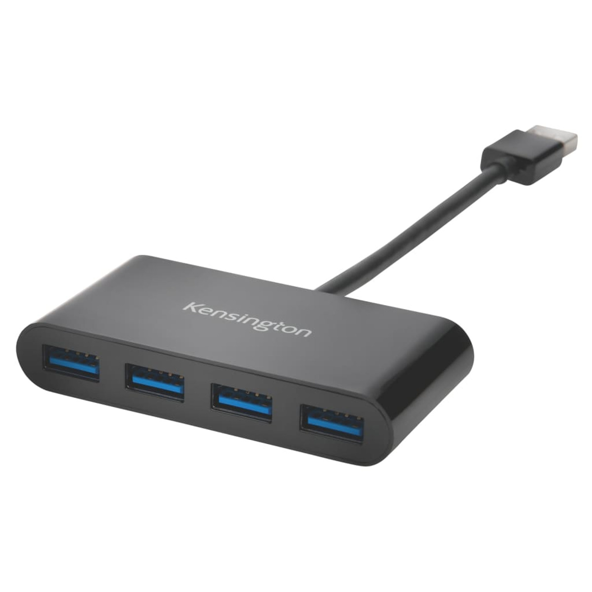 Hub USB Kensington nero con quattro porte USB blu e un cavo nero, isolato su sfondo bianco.