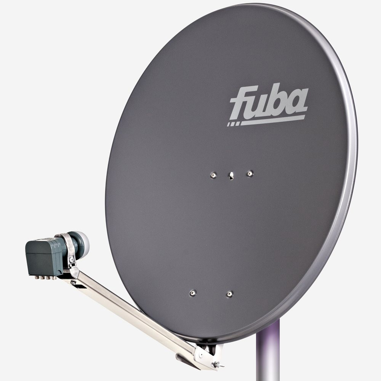 Eine graue Satellitenschüssel mit dem Wort 'fuba' und einem Haltearm, vor weißem Hintergrund.