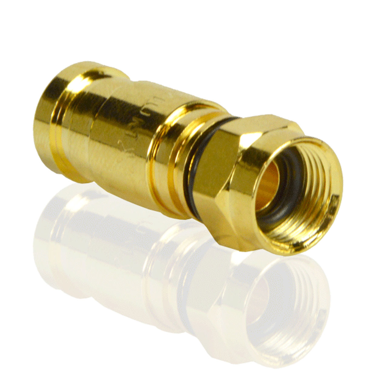 Ein goldfarbener Stecker wird gezeigt, mit einem männlichen und einem weiblichen Ende. Der Hintergrund ist weiß.