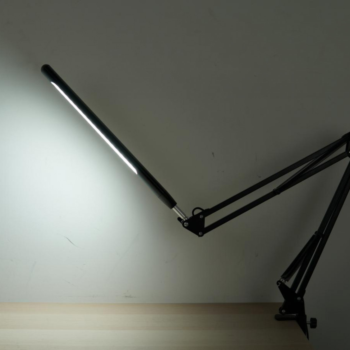 INF verstellbarem Schreibtischleuchte Tischlampe LED Schwenkarm mit Schwarz
