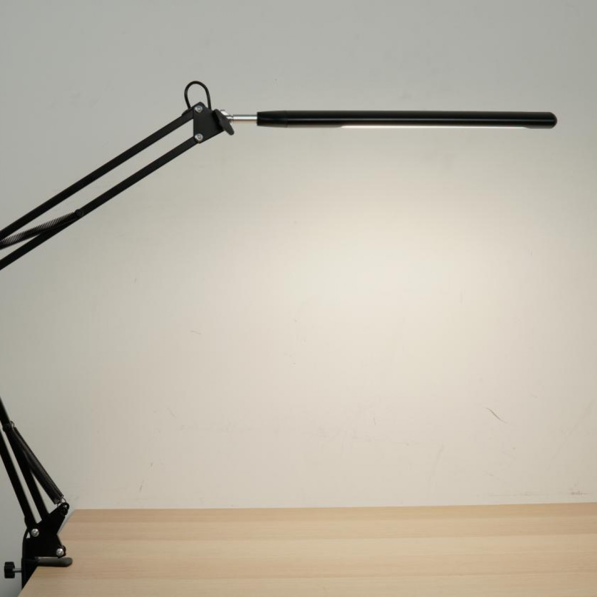 INF verstellbarem Schreibtischleuchte Tischlampe LED Schwenkarm mit Schwarz