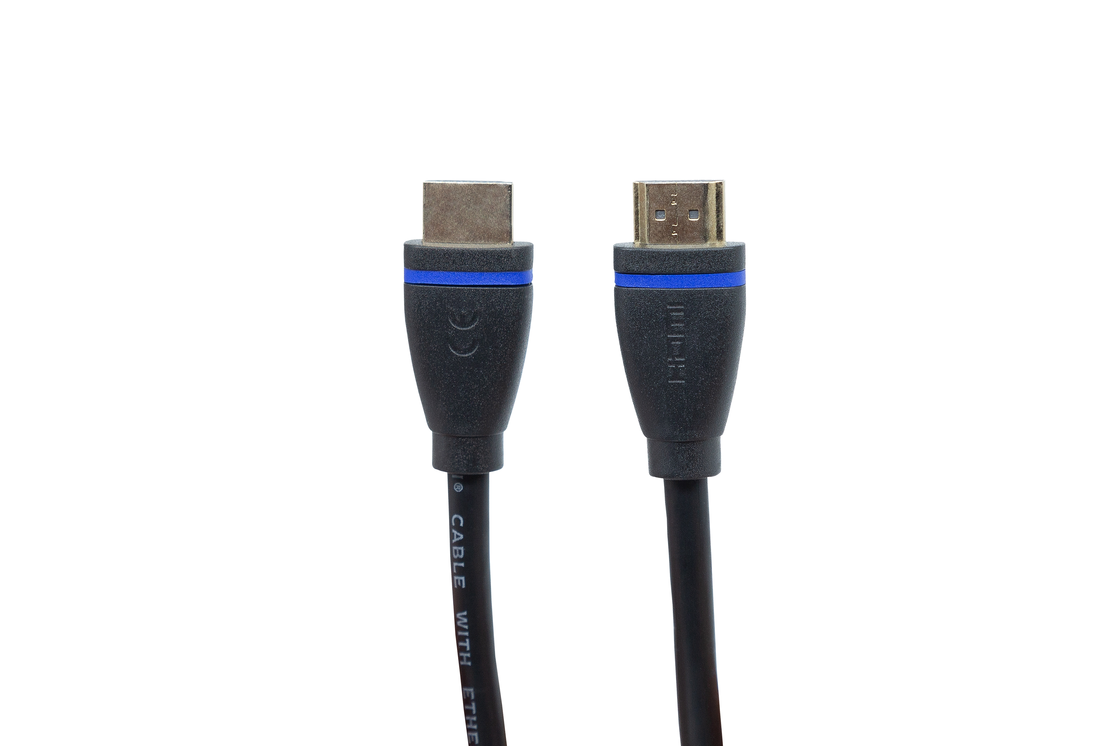 Zwei schwarze HDMI-Kabel mit Anschlüssen. Eines hat einen blauen Ring, das andere einen goldenen.