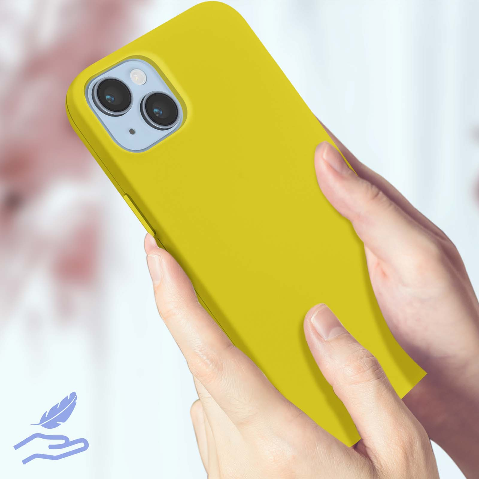 Gele telefoonhoes, vastgehouden door twee handen, close-up.