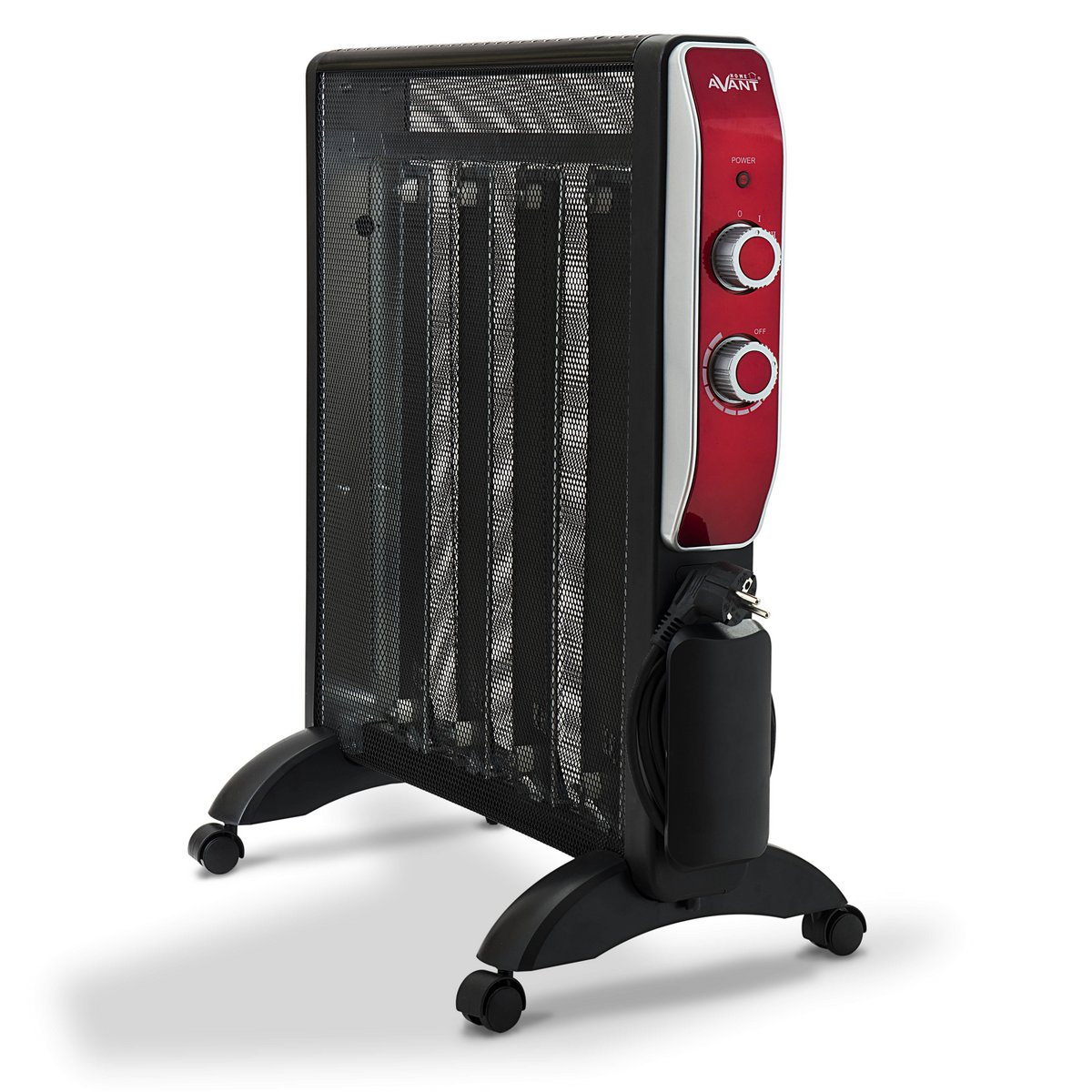 Calentador eléctrico negro y rojo sobre ruedas. Tiene perillas de control y una parte frontal de malla. Fondo blanco.