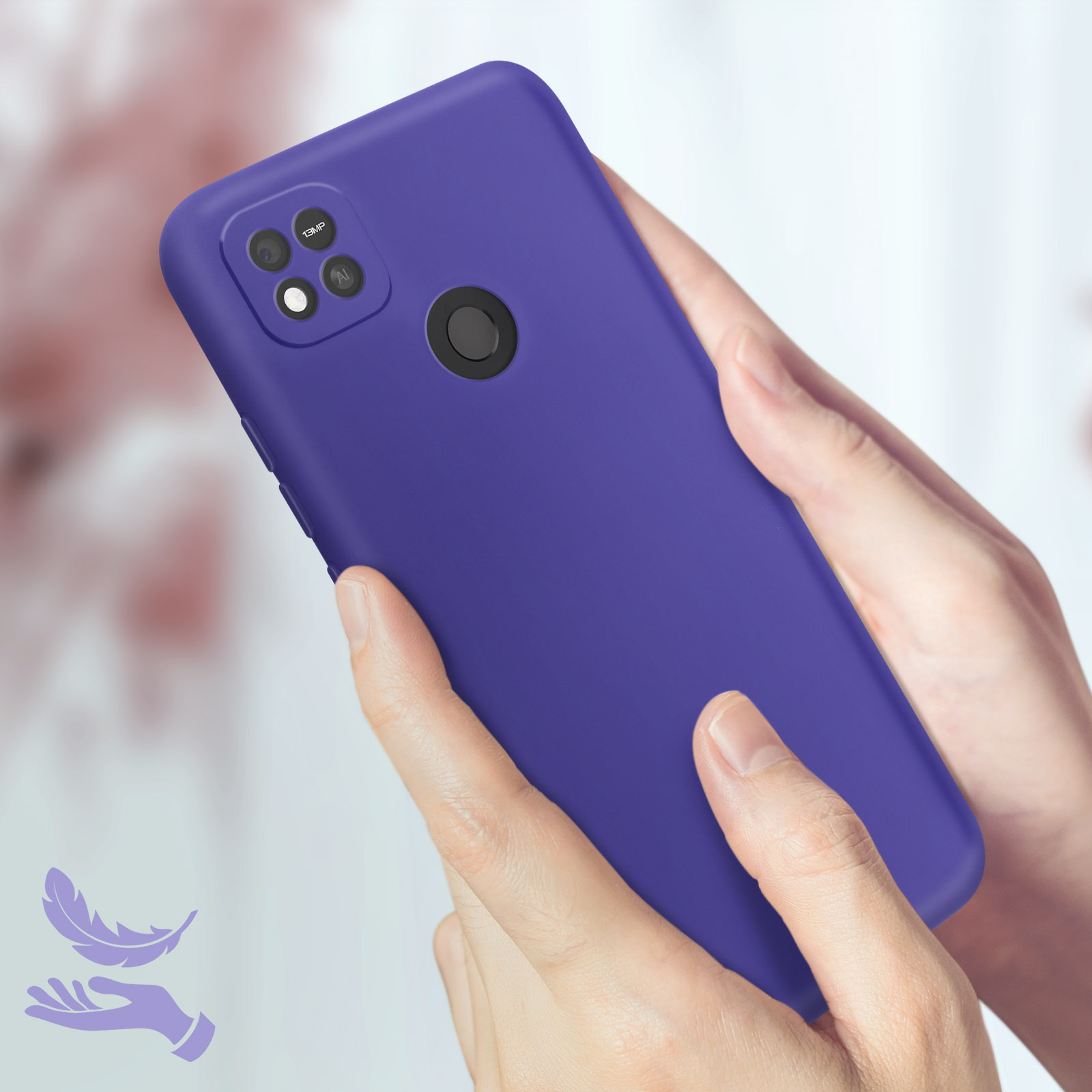 Une main tenant un smartphone violet, montrant l'écran du téléphone, un graphique de plume.