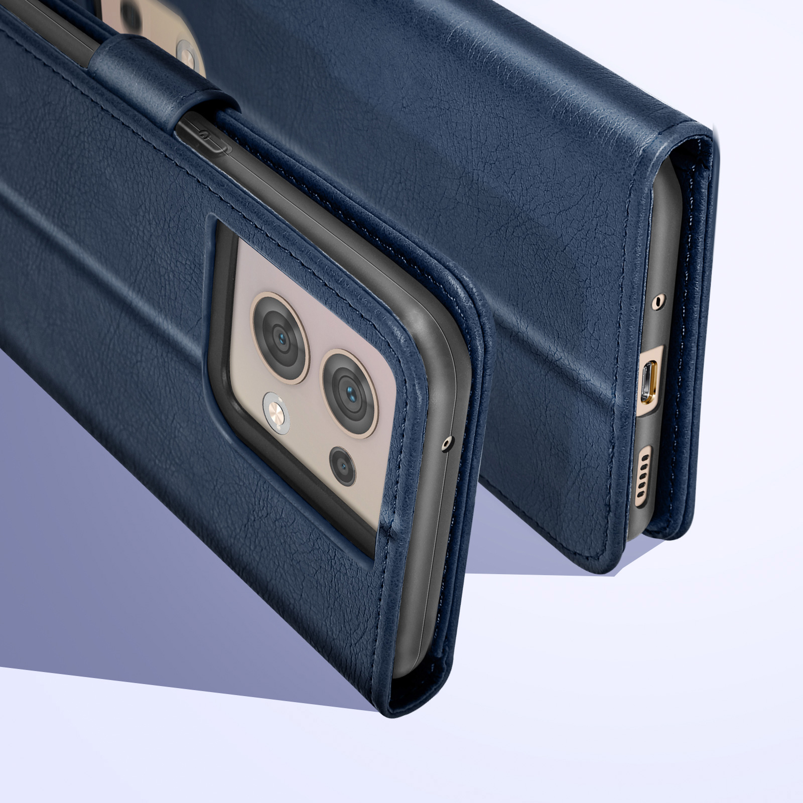 Smartphone dans un étui en cuir bleu foncé, ouvert pour montrer le téléphone et l'intérieur.