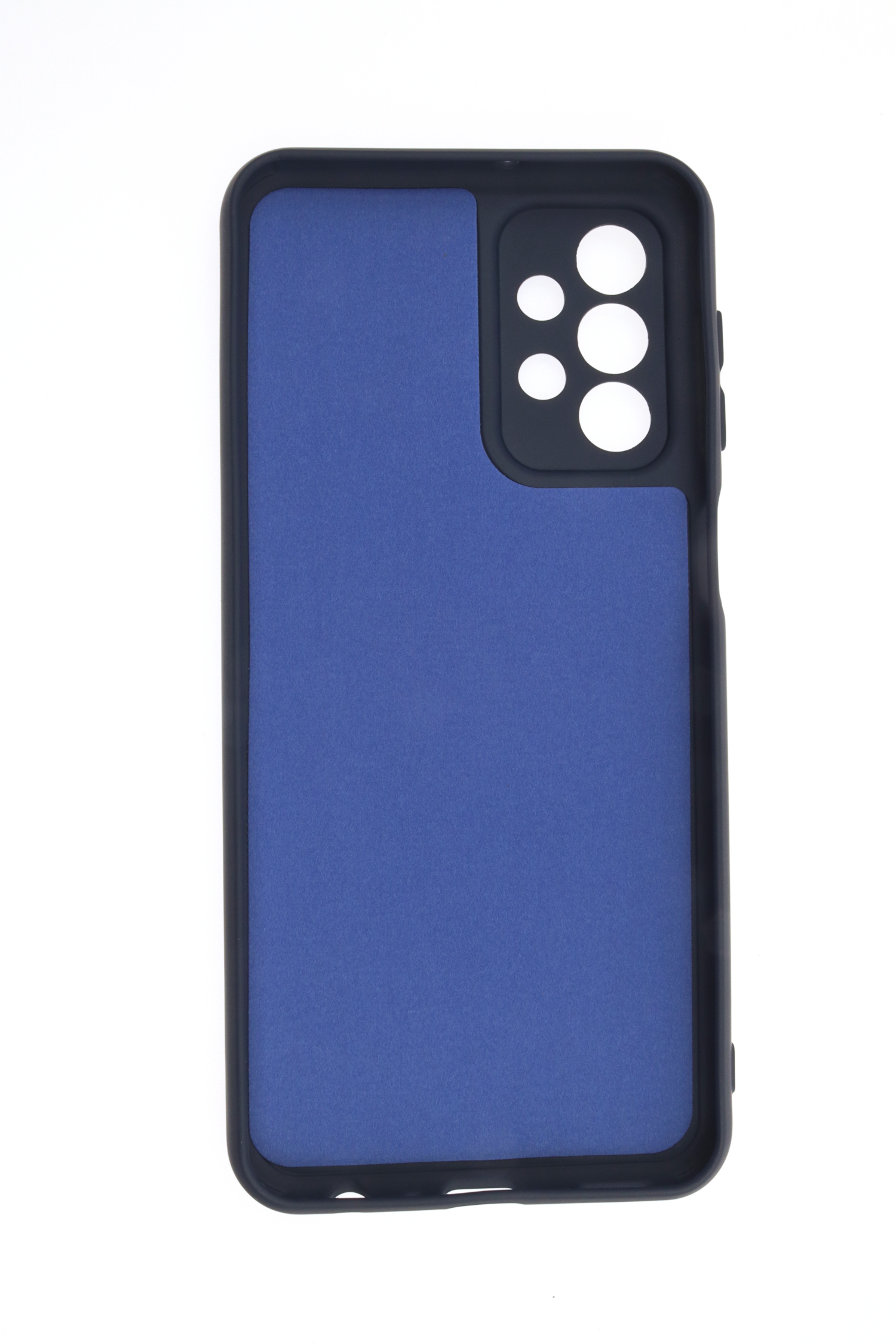 Eine blau-schwarze Handyhülle mit Kameraausschnitt, von hinten gesehen.
