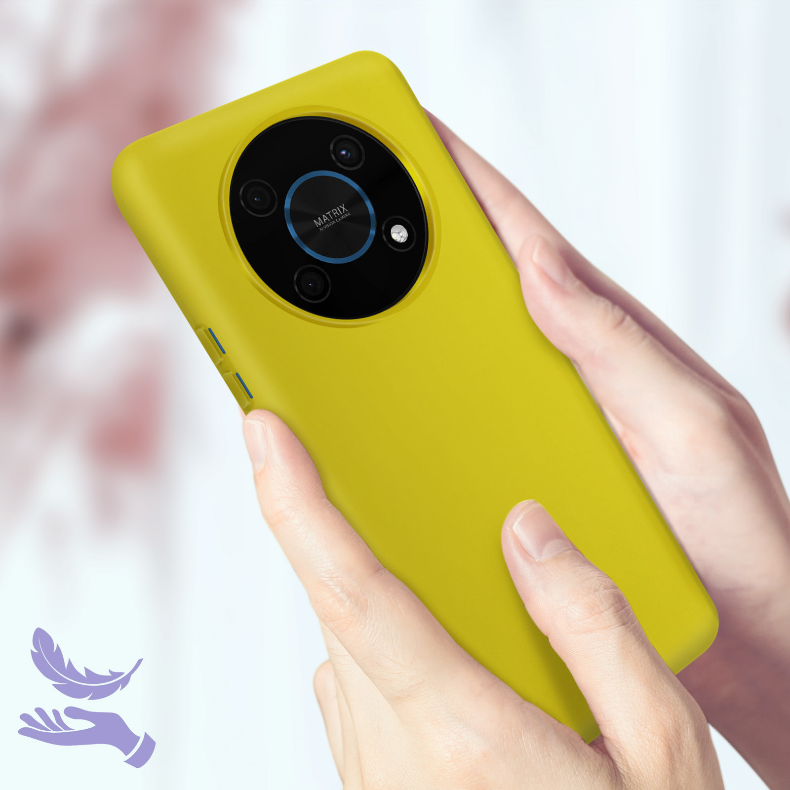 Gele telefoonhoes met camera en een veer-afbeelding, vastgehouden door handen.